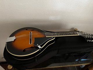 Mandolina Harley Benton Sunburst