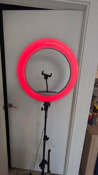 Aro de Luz LED con Trípode. Usado 4 veces