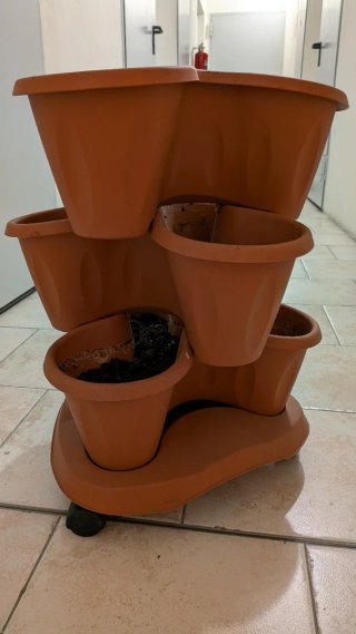 Set vasi impilabili marroni