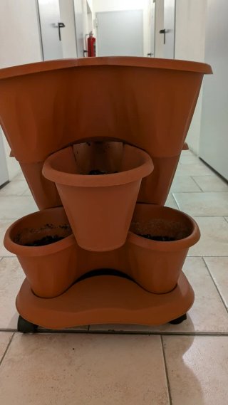 Set vasi impilabili marroni