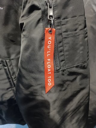 Chaqueta bomber IT Pennywise bordada