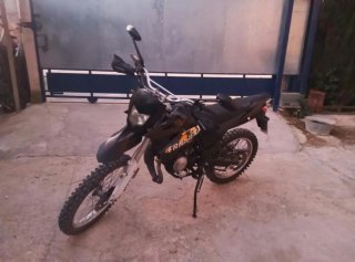 Moto 49cc Enduro Trigger Negra/Naranja