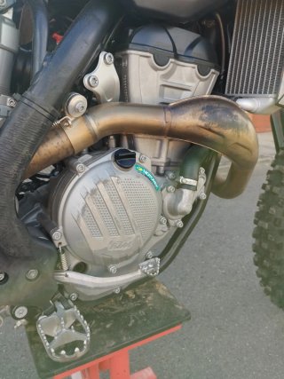 KTM 350 SXF con solo 44 horas!