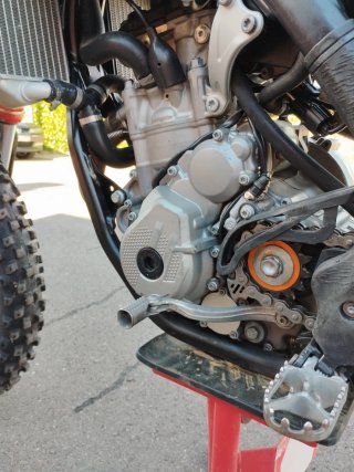 KTM 350 SXF con solo 44 horas!
