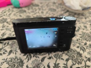Samsung VLUU NV20 Cámara Digital Negra/Gris