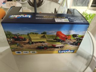 NUEVO!! Tractor Bruder Fendt 936 Vario.