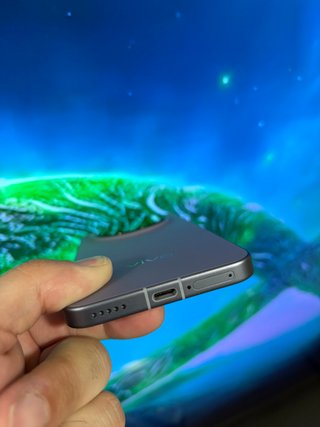 Vivo X300 da 12/256 GB - batteria da 6040 mAh