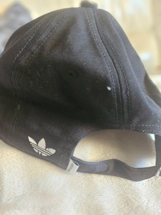 Gorra Adidas Negra