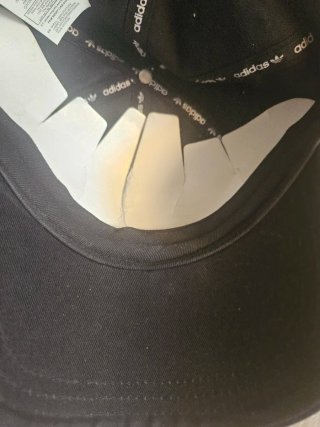 Gorra Adidas Negra