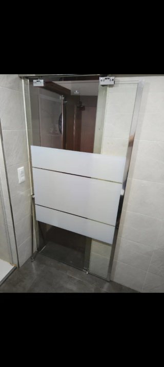 Puerta corredera de cristal