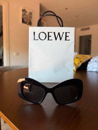 Gafas de sol Loewe negras