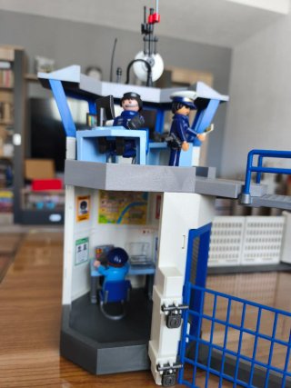 Comisaría Policía Playmobil+furgón +Helicóptero