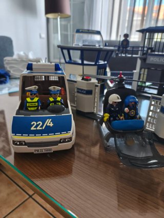 Comisaría Policía Playmobil+furgón +Helicóptero