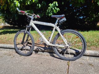 Bicicleta GT de montaña