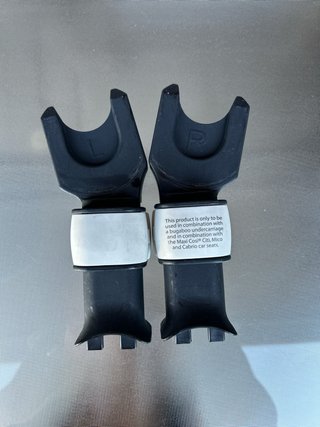 Maxi-Cosi CabrioFix + Base Isofix FamilyFix