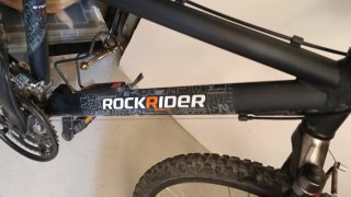 Bicicleta Rockrider 24 con telaio in alluminio