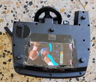 Consola de videojuegos antigua de coche