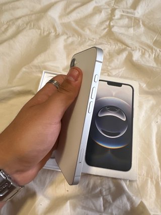 iPhone 16E COMO NUEVO!