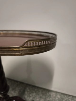 Mesa riñón antigua