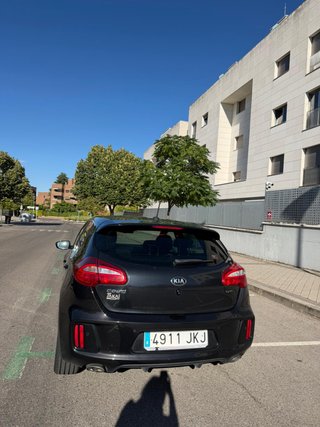 KIA Ceed 2015 1.6 CRDi VGT 136CV GT Line