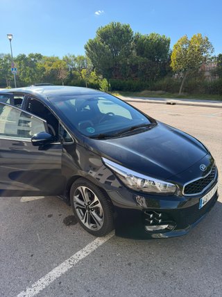 KIA Ceed 2015 1.6 CRDi VGT 136CV GT Line