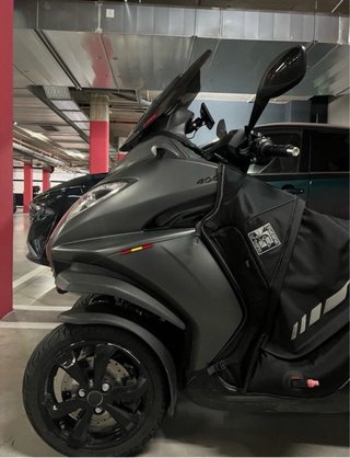 Manta para moto Peugeot Metropolis