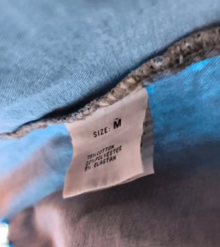 Cazadora vaquera mujer rota talla M