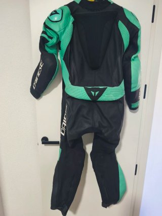Mono Dainese Mujer