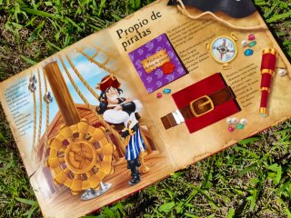 Libro piratas pop up