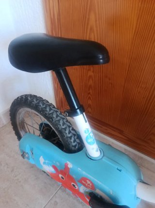 Bicicleta infantil azul