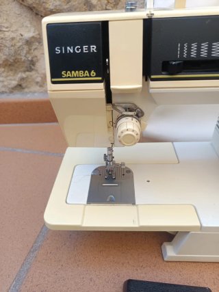 Máquina de coser Singer Samba 6