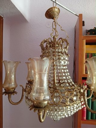 Lámpara de latón y cristal estilo clásico