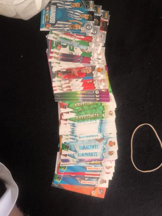 Lote cromos Adrenalyn 25-26