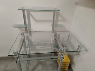 Escritorio cristal y metal