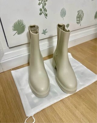 Botas agua Bimba y Lola Talla 39 Beige