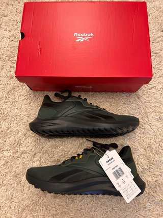 Reebok Talla 40 (25.5 cm) Nuevas