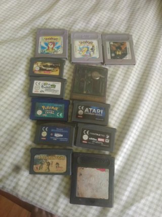 Lote de juegos game boy, incluye Pokémon zafiro