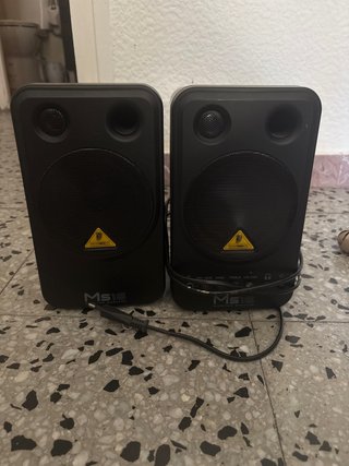 Altavoces Behringer MS16 Negros