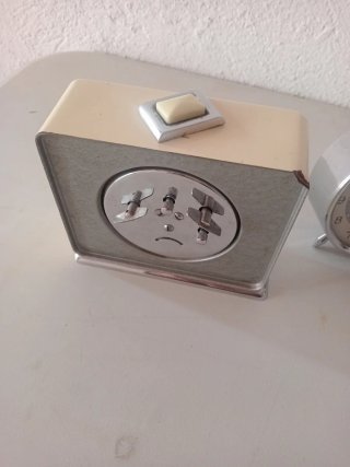 2 Despertadores Antiguos