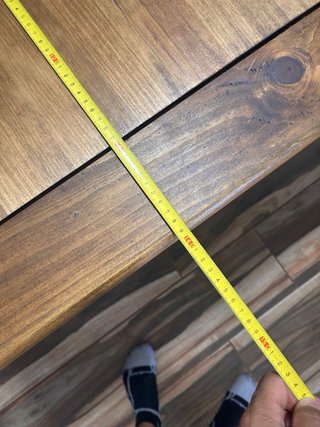 Mesa de comedor y 4 sillas  Madera pino maciza