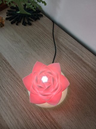 Lámpara Flor de Loto Rosa USB