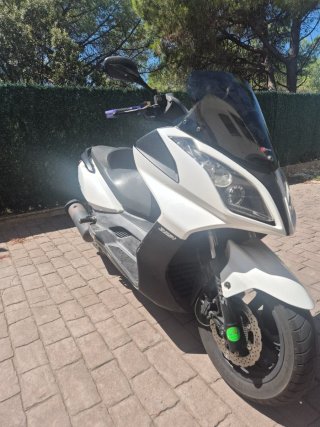 Kymco Super Dink 300i Maxi Scooter