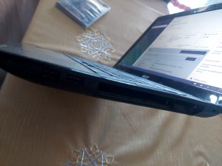 Portátil Acer Aspire 5551G