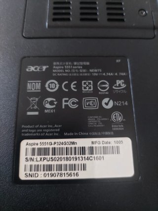 Portátil Acer Aspire 5551G