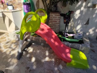 Casa Smoby y tobogán infantil