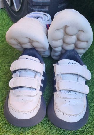 Zapatillas Adidas Buble Talla 24 y 23 y medio