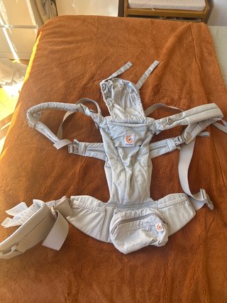 Mochila Portabebés Ergobaby Gris Claro