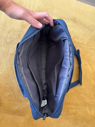 Funda bandolera portátil Case Logic azul