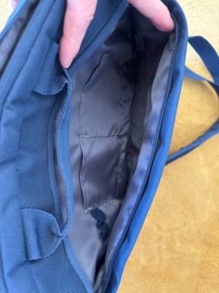 Funda bandolera portátil Case Logic azul