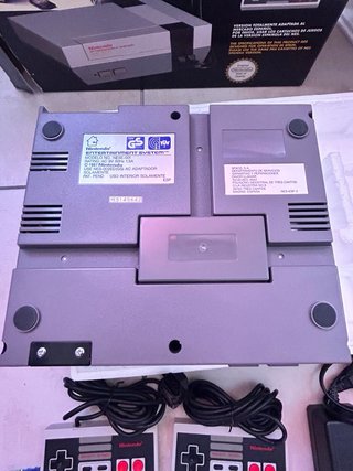 Nintendo NES + Juegos